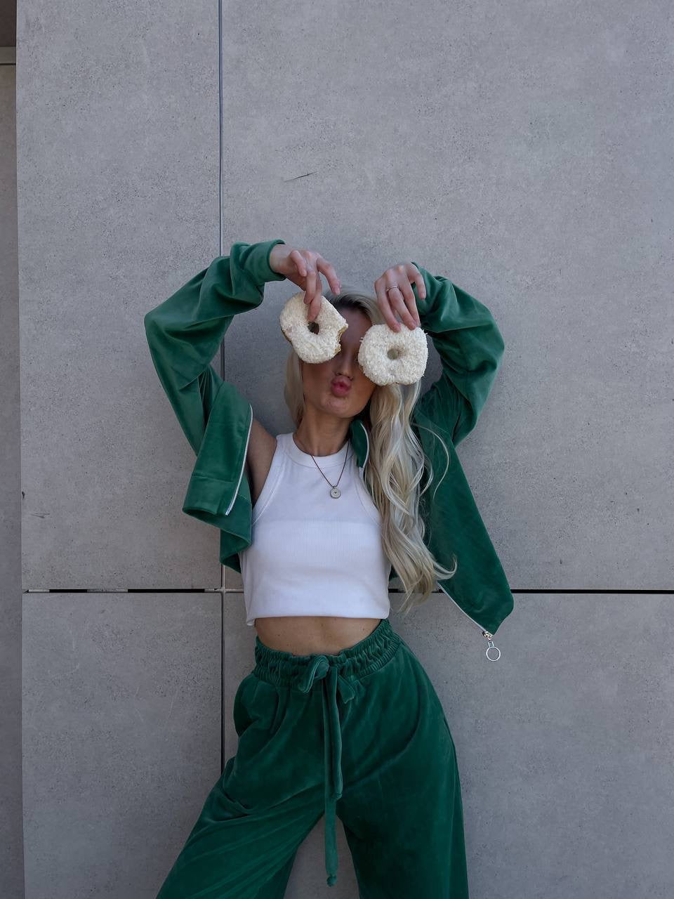 VELOUR GREEN KOMPLEKTAS