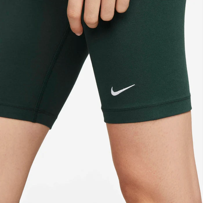 NIKE SPORTSWEAR ESSENTIAL BIKER CZ8526-397 DARK GREEN ŠORTAI