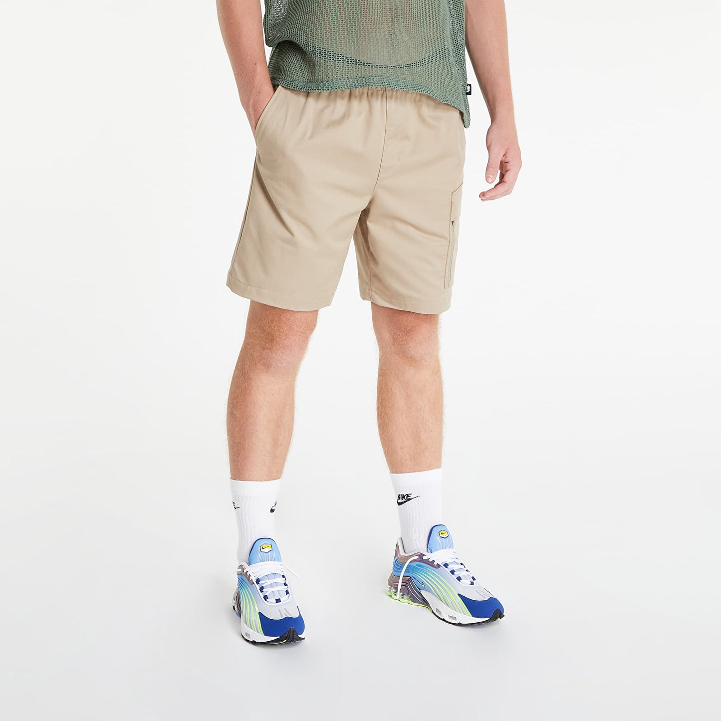 NIKE SPORTSWEAR ESSENTIALS CARGO WET SAND DV1126-247 ŠORTAI