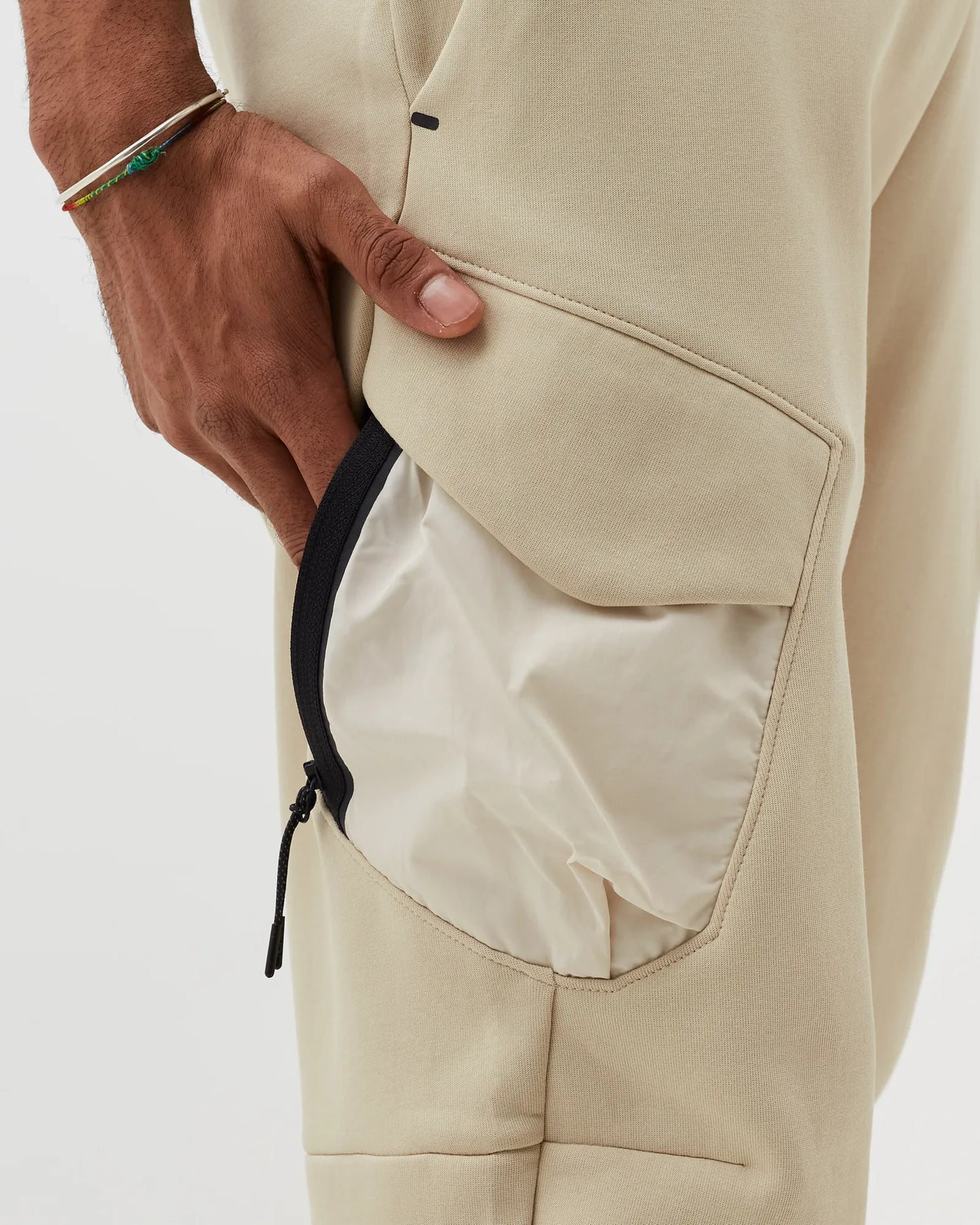 NIKE SPORTSWEAR TECH FLEECE SAND DV0540-206 KELNĖS