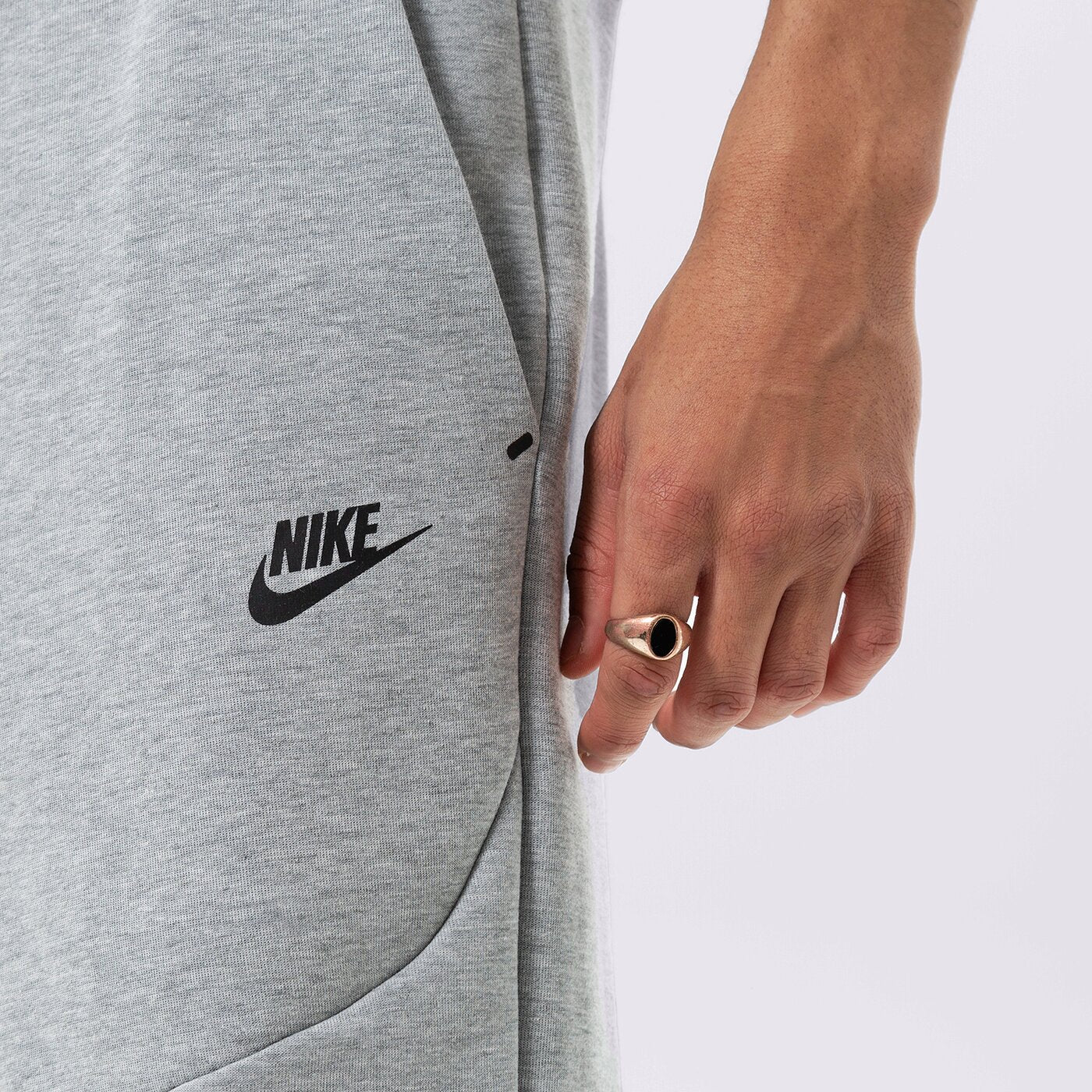 NIKE SPORTSWEAR TECH FLEECE LIGHT GREY CU4495-063 KELNĖS