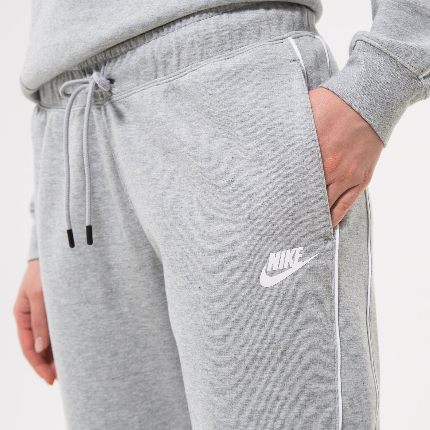 NIKE CZ8340-063 GREY KELNĖS