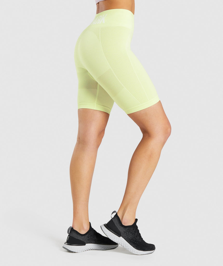 GYMSHARK FLEX CYCLING LIGHT GREEN LOGO ŠORTAI