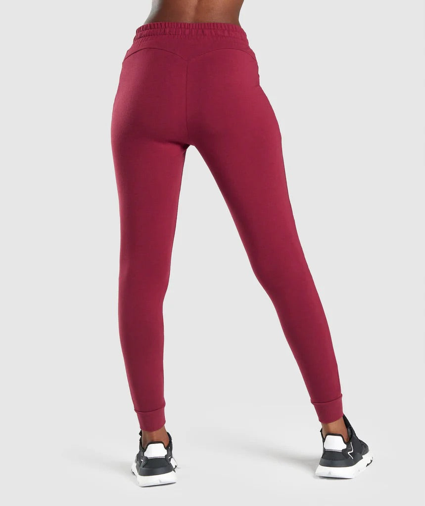 GYMSHARK PIPPA TRAINING JOGGERS BURGUNDY KELNĖS