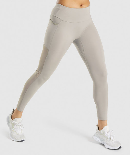 GYMSHARK TRAINING MESH POCKET LIGHT GREY TAMPRĖS