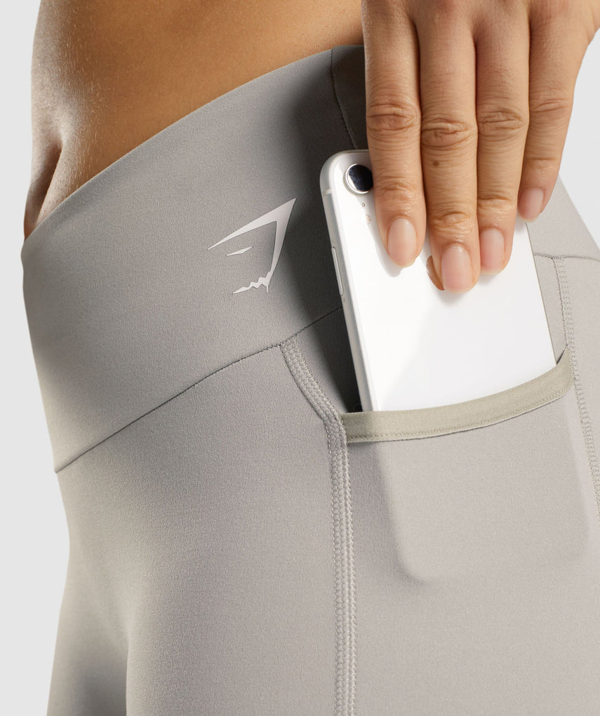 GYMSHARK TRAINING MESH POCKET LIGHT GREY TAMPRĖS