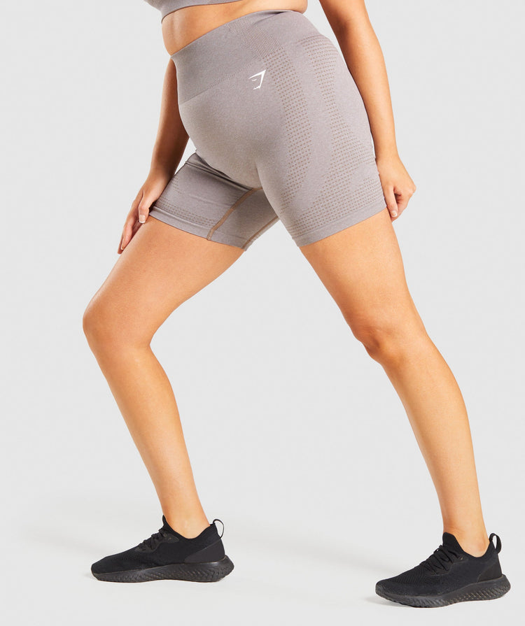 GYMSHARK VITAL SEAMLESS 2.0 LIGHT BROWN ŠORTAI