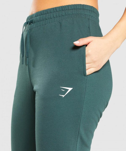 GYMSHARK WOMENS TRAINING DARK GREEN KELNĖS