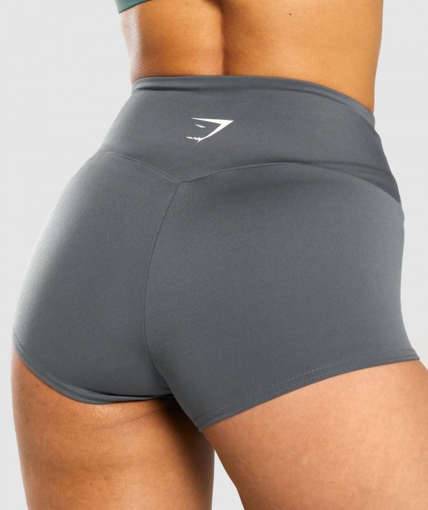 GYMSHARK TRAINING SHORT LENGTH DARK GREY ŠORTAI