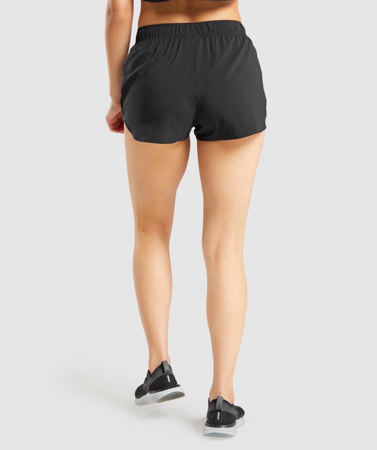 GYMSHARK ESSENTIAL LOSE TRAINING BLACK ŠORTAI