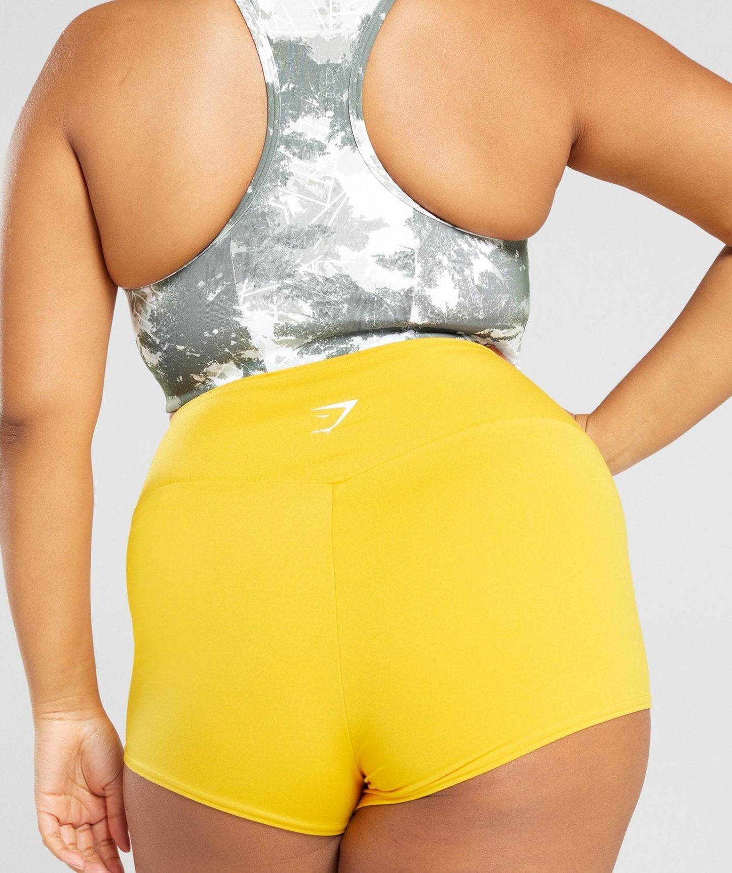 GYMSHARK TRAINING SHORT LENGTH MUSTARD YELLOW ŠORTAI