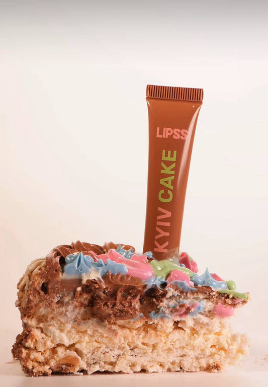 Lipss Lipper Lip Gloss Kyiv Cake– lūpų blizgesys 8ml