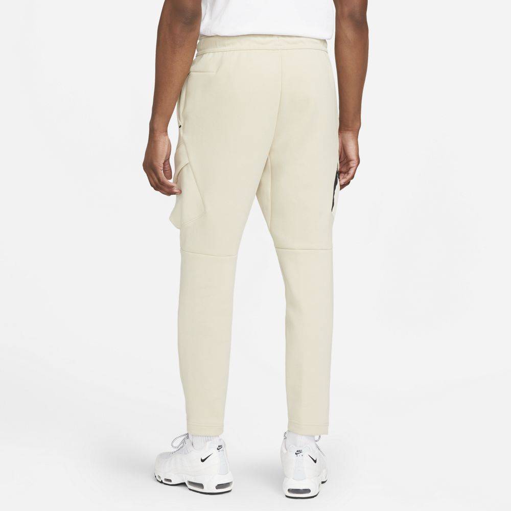 NIKE SPORTSWEAR TECH FLEECE SAND DV0540-206 KELNĖS