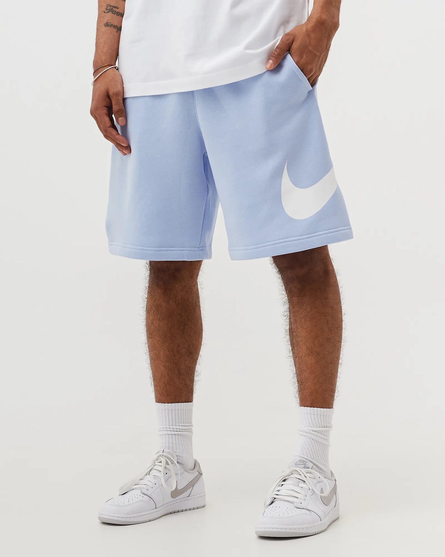 NIKE SPORTSWEAR CLUB GRAPHIC SKY BLUE BV2721-548 ŠORTAI