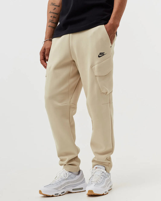 NIKE SPORTSWEAR TECH FLEECE SAND DV0540-206 KELNĖS