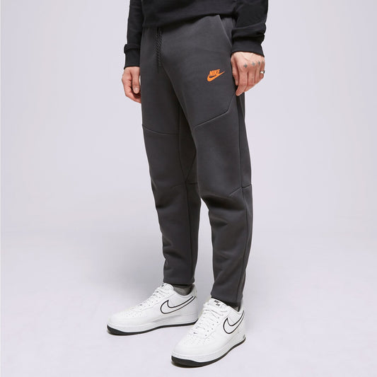 NIKE SPORTSWEAR TECH FLEECE STONE GREY DV0538-070 KELNĖS