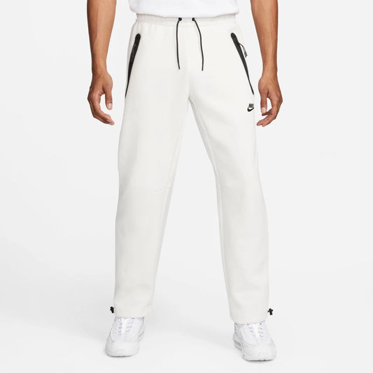 NIKE SPORTSWEAR TECH FLEECE STRAIGHT MILK WHITE DQ4312-030 KELNĖS