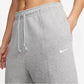 NIKE DM6123-063 FLEECE ESSENTIAL GREY ŠORTAI