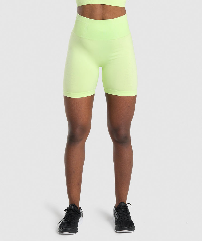 GYMSHARK APEX SEAMLESS LIGHT GREEN ŠORTAI
