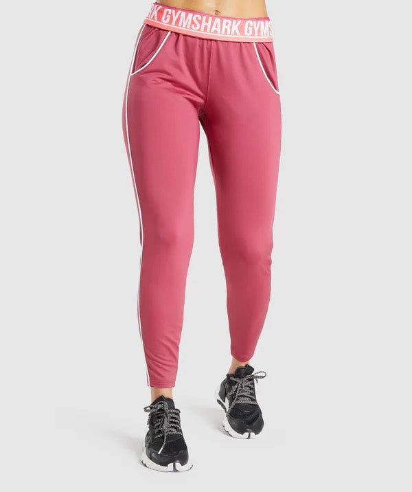 GYMSHARK RECESS DARK PINK KELNĖS