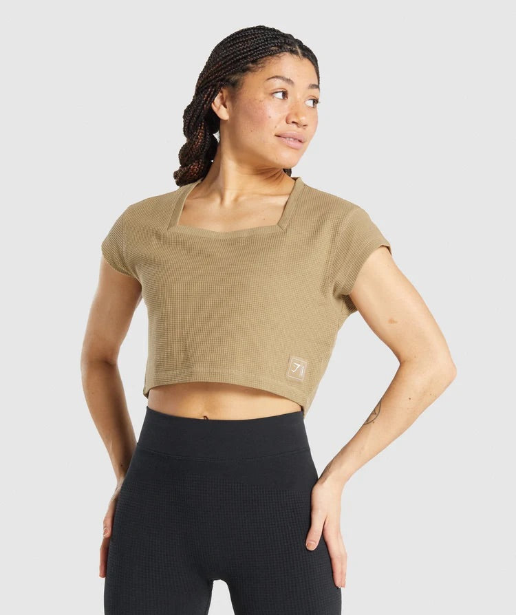 GYMSHARK PAUSE CROP TOP LIGHT BROWN SPORTINĖ PALAIDINĖ