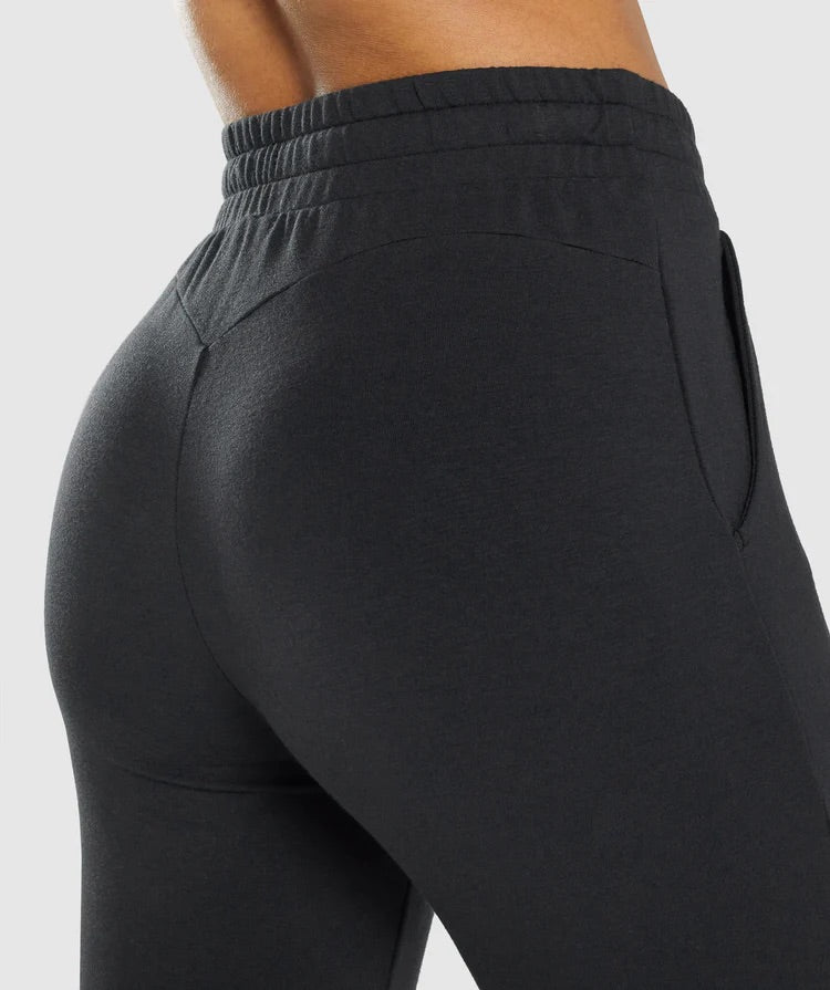 GYMSHARK PIPPA TRAINING JOGGERS BLACK KELNĖS