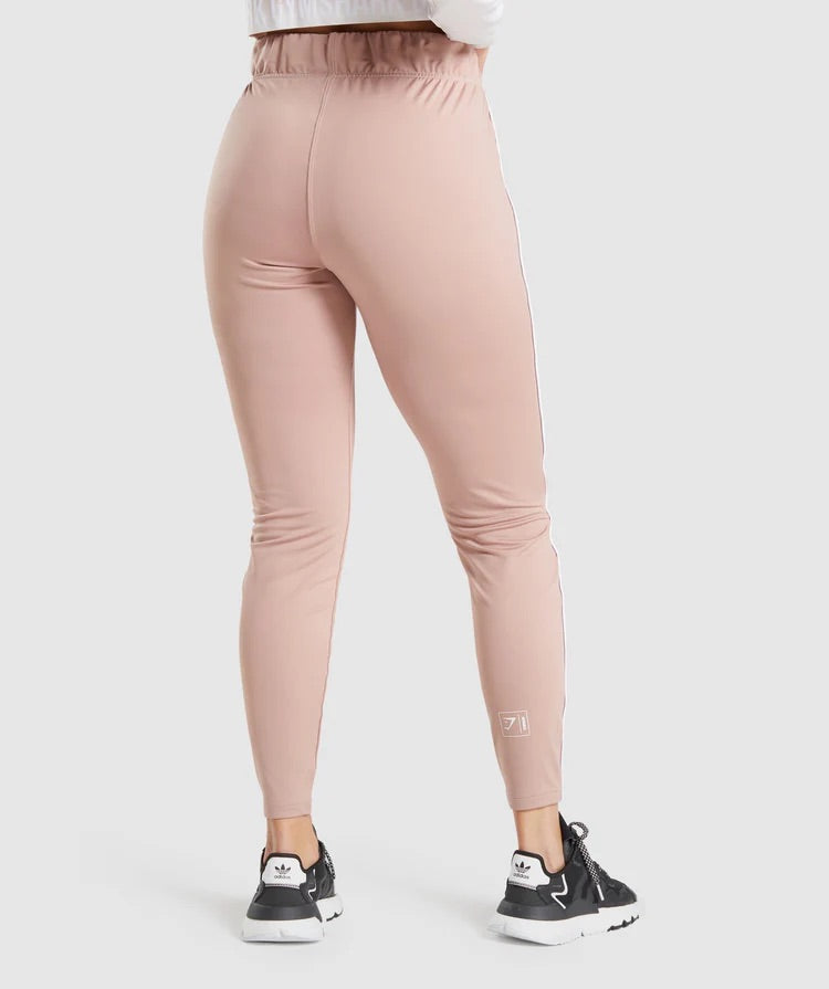 GYMSHARK RECESS JOGGERS CREAM KELNĖS