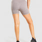 GYMSHARK VITAL SEAMLESS 2.0 LIGHT BROWN ŠORTAI