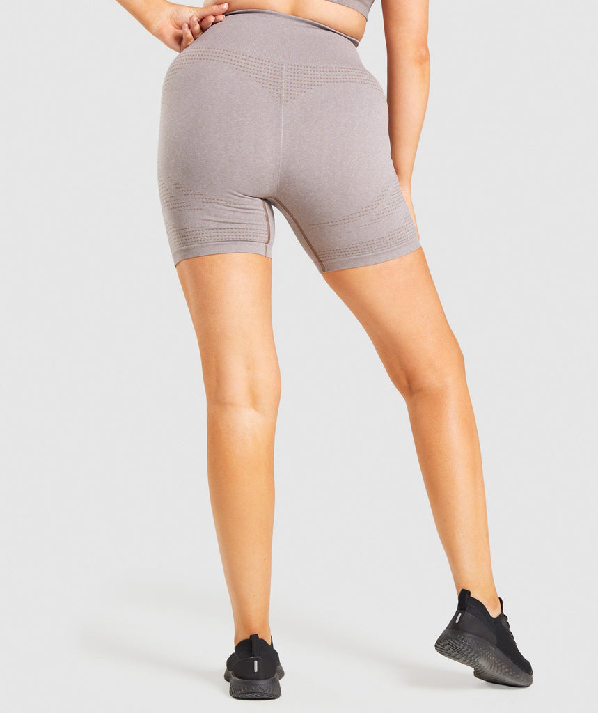 GYMSHARK VITAL SEAMLESS 2.0 LIGHT BROWN ŠORTAI