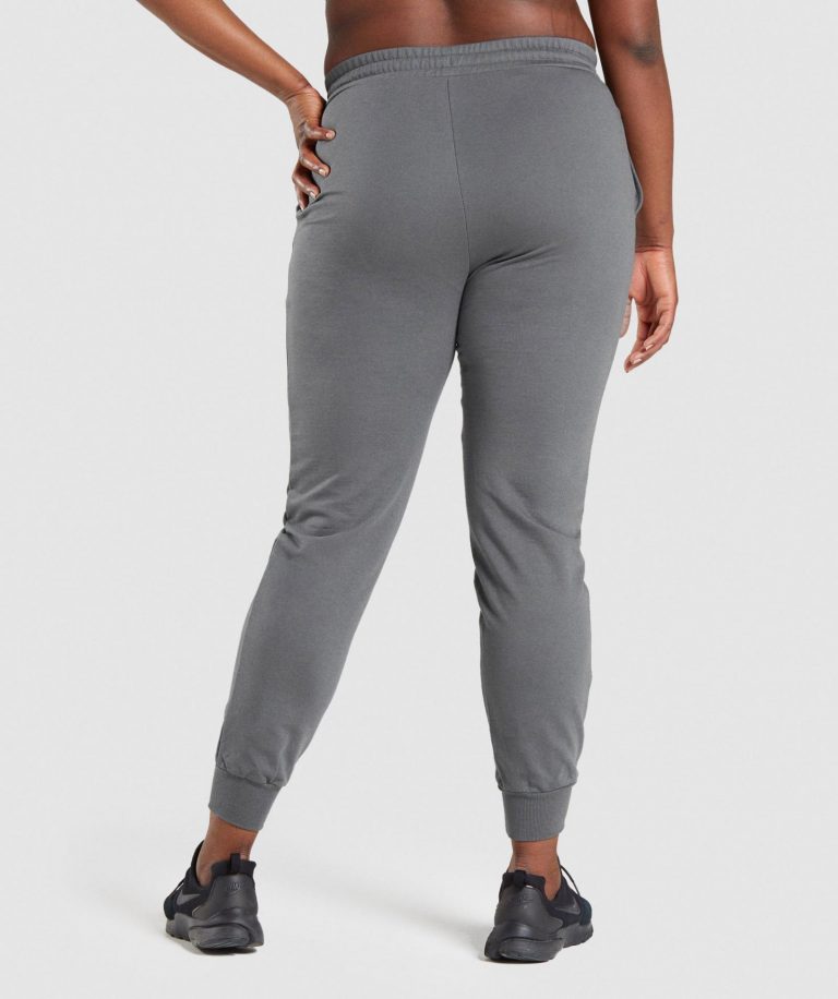 GYMSHARK WOMENS TRAINING DARK GREY KELNĖS