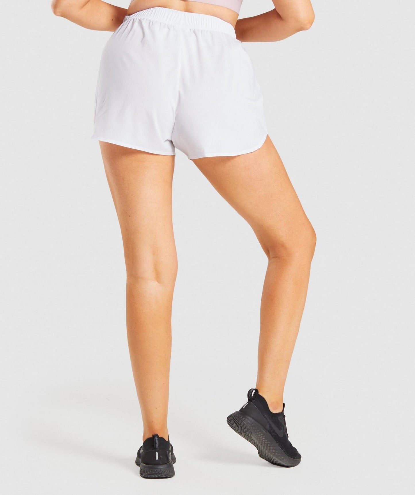 GYMSHARK ESSENTIAL LOSE TRAINING WHITE ŠORTAI