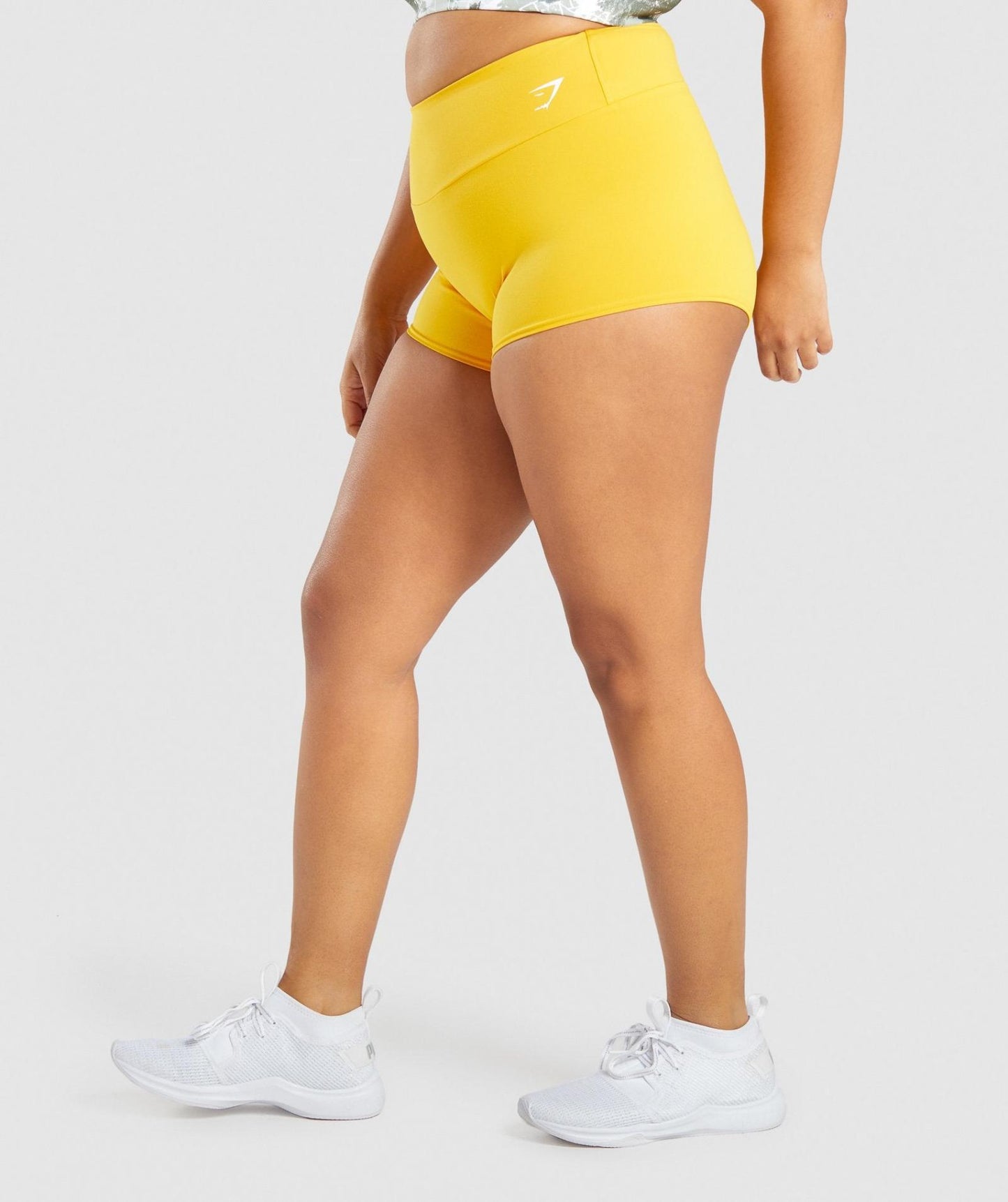 GYMSHARK TRAINING SHORT LENGTH MUSTARD YELLOW ŠORTAI