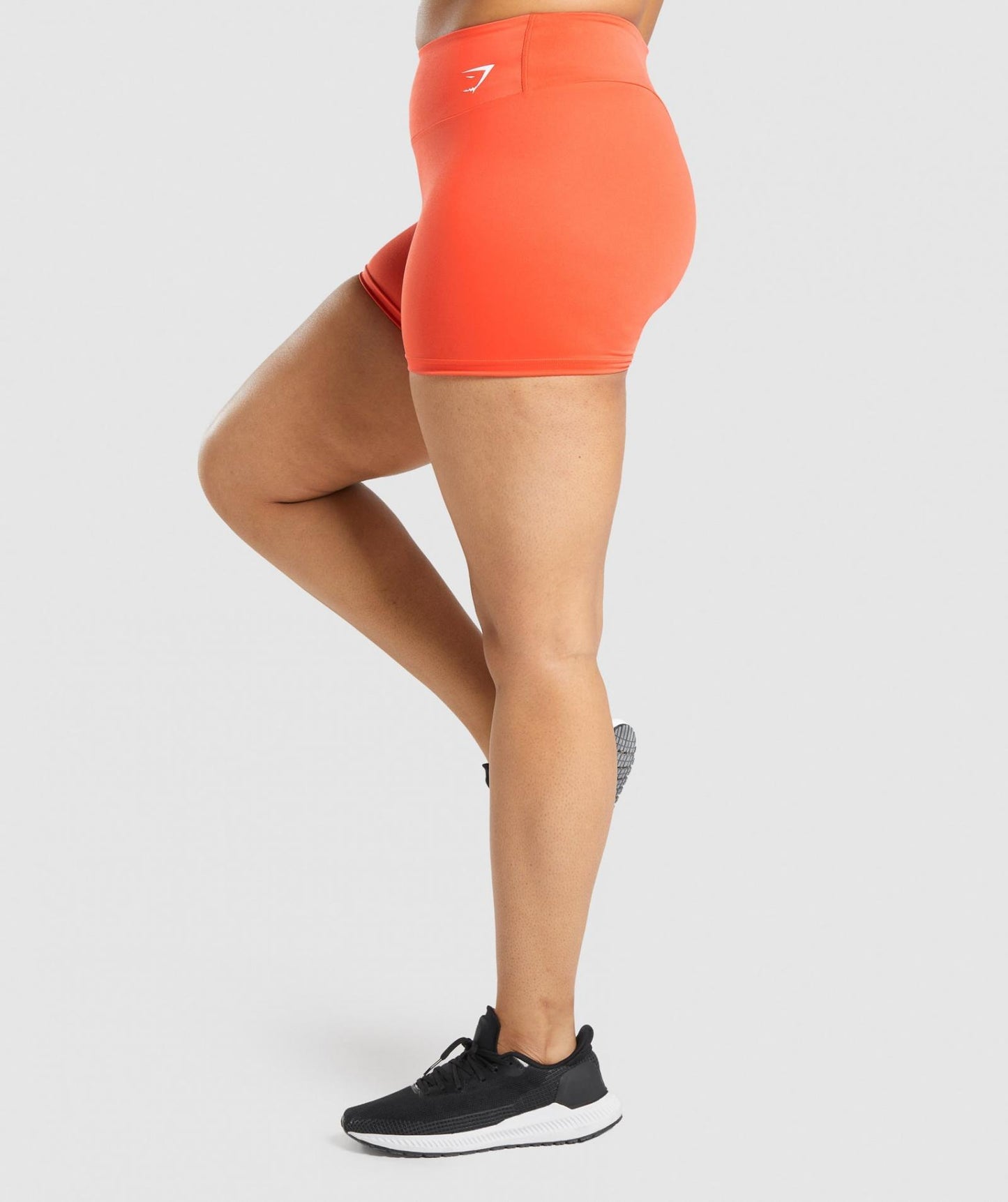 GYMSHARK TRAINING ORANGE ŠORTAI