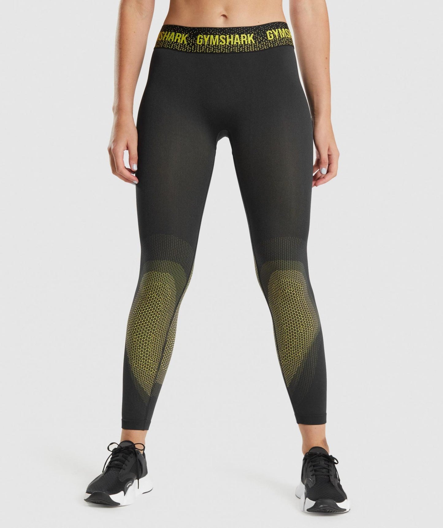 GYMSHARK APEX SEAMLESS LOW RISE BLACK/YELLOW TAMPRĖS