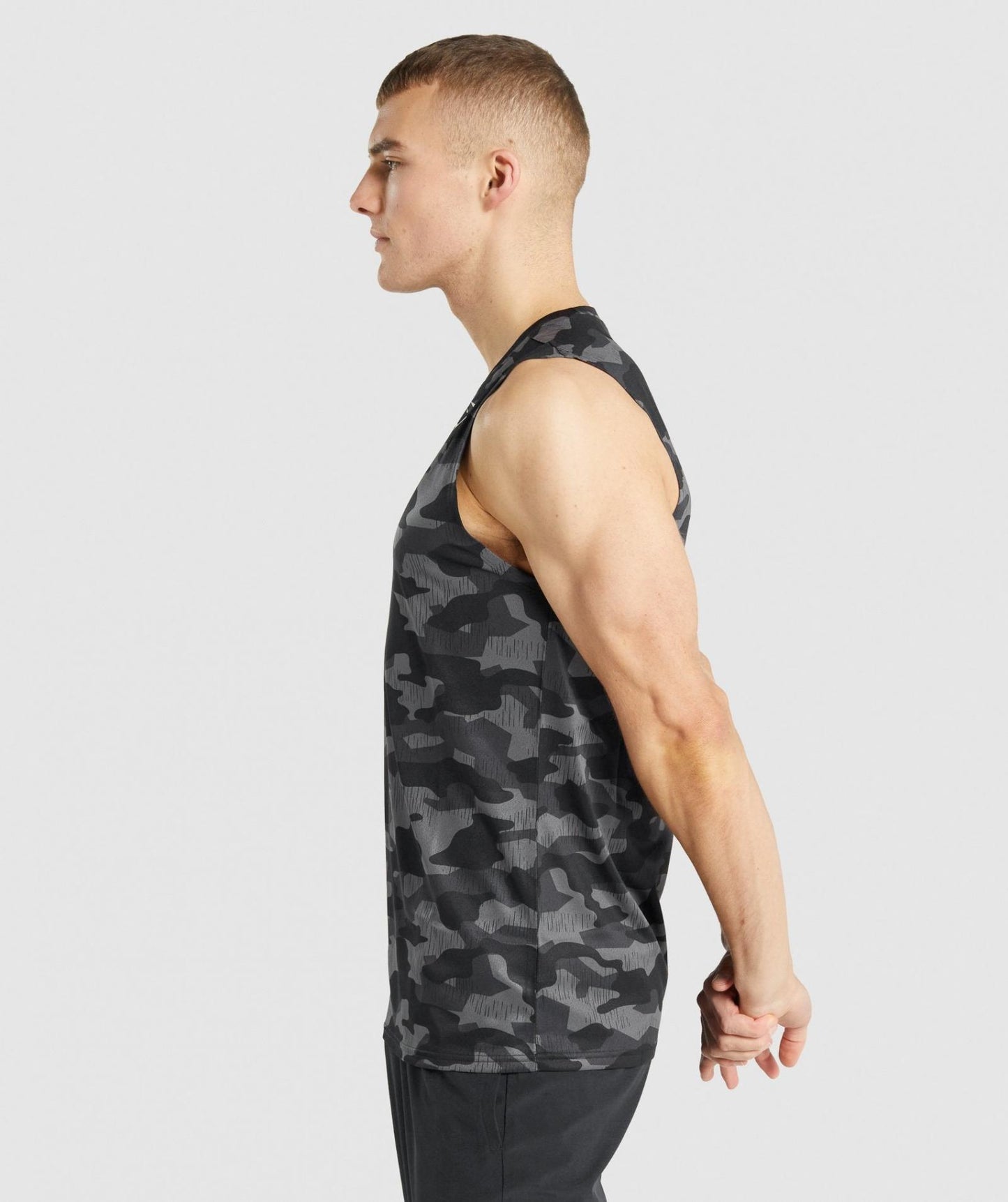 GYMSHARK ARRIVAL SLEEVELESS BLACK PRINTED SPORTINĖ PALAIDINĖ