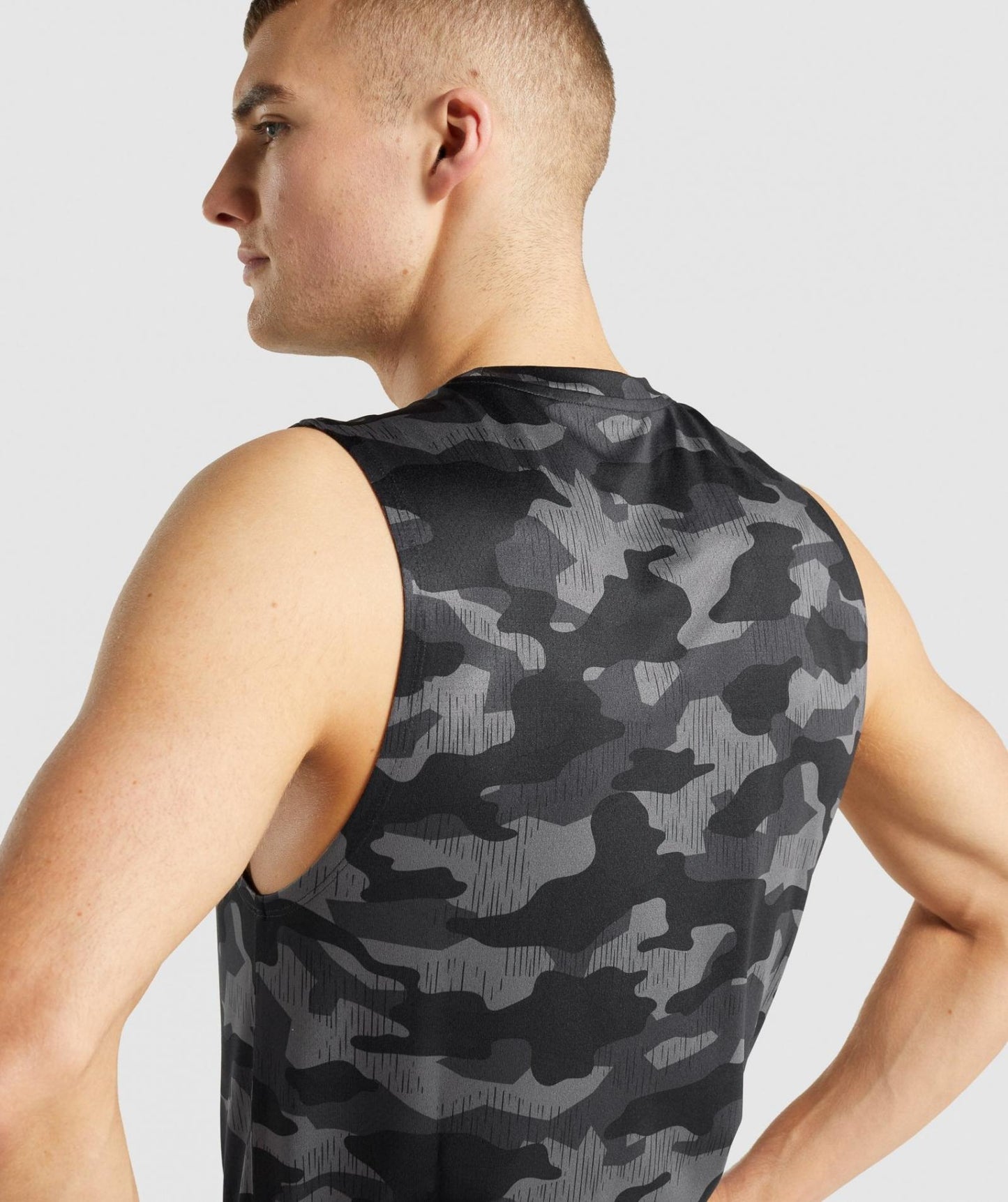 GYMSHARK ARRIVAL SLEEVELESS BLACK PRINTED SPORTINĖ PALAIDINĖ